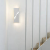 Wall Shadows Petit