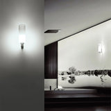 Lio Wall Light