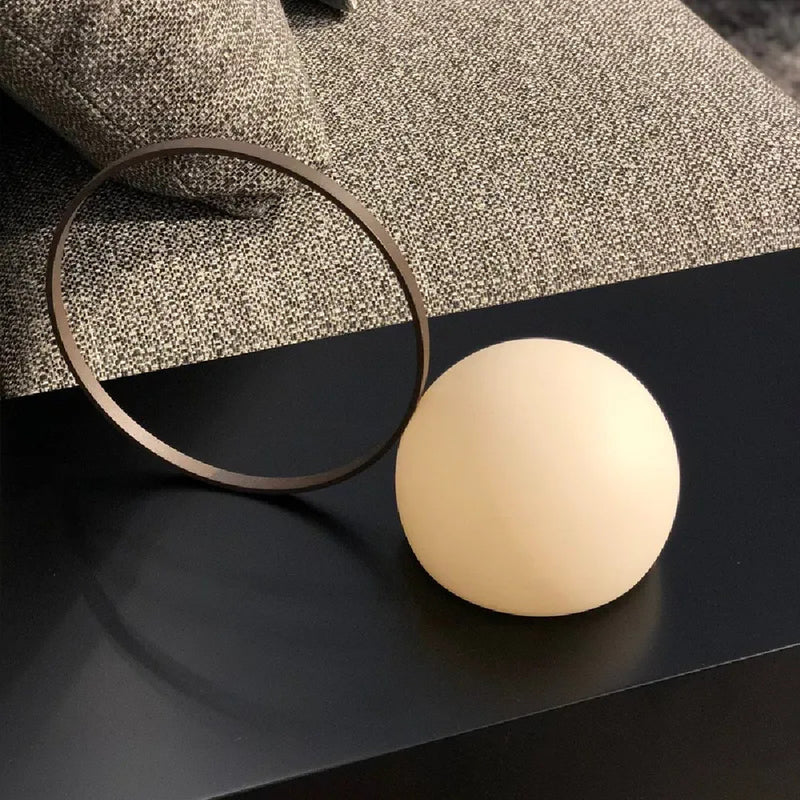 Circ M-3727 Portable Table Lamp