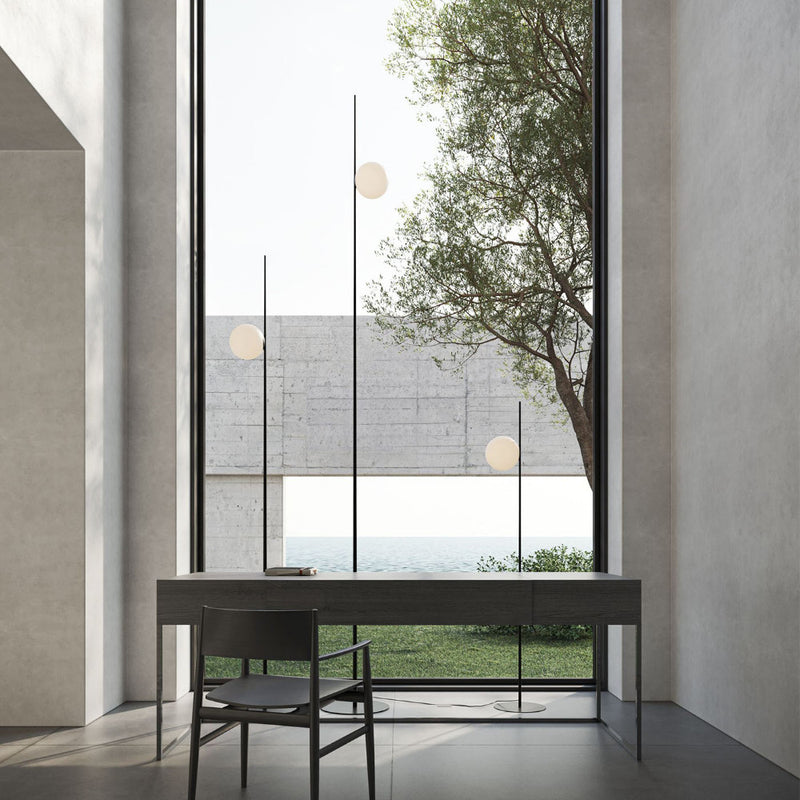 Atmosphere Outdoor Floor Lamp
