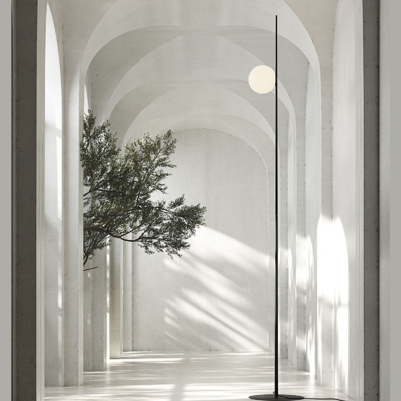 Atmosphere Outdoor Floor Lamp