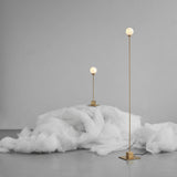 Snowball Table Lamp