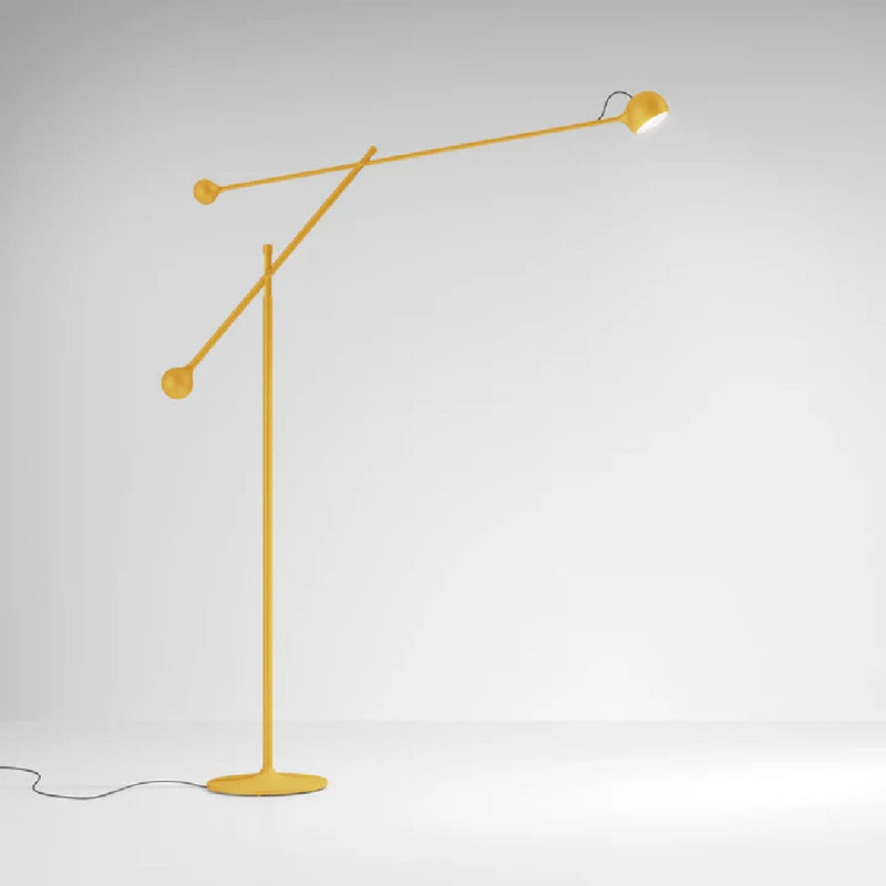 Ixa Floor Lamp