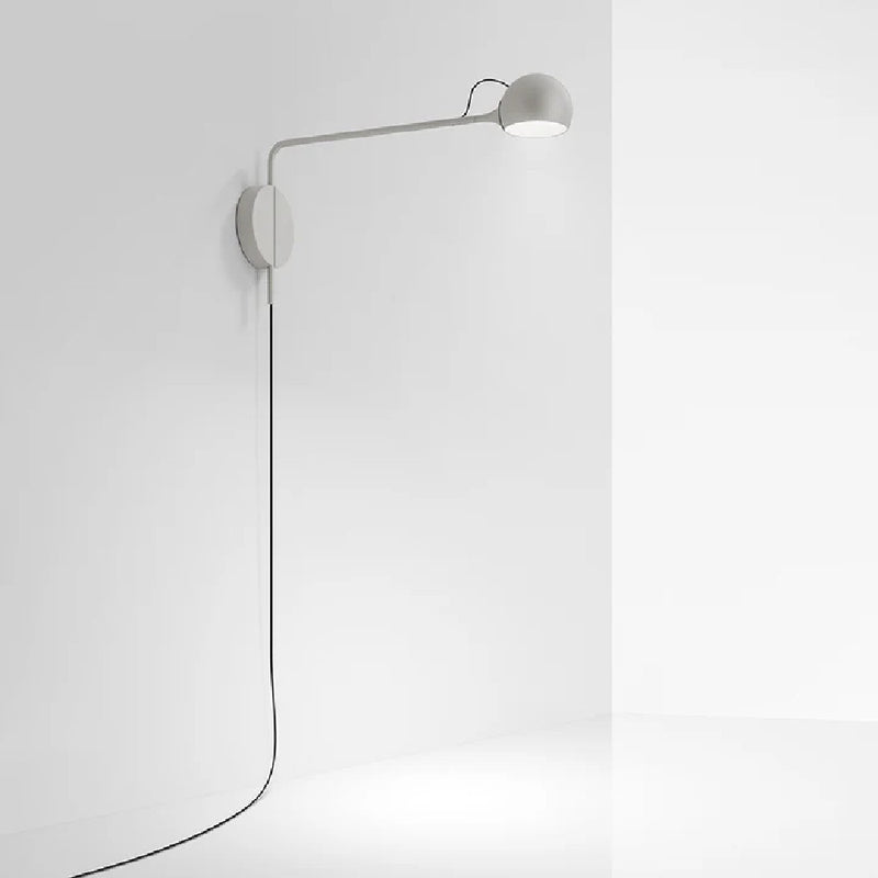 Ixa Wall Light