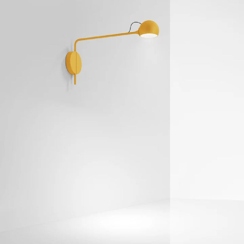 Ixa Wall Light