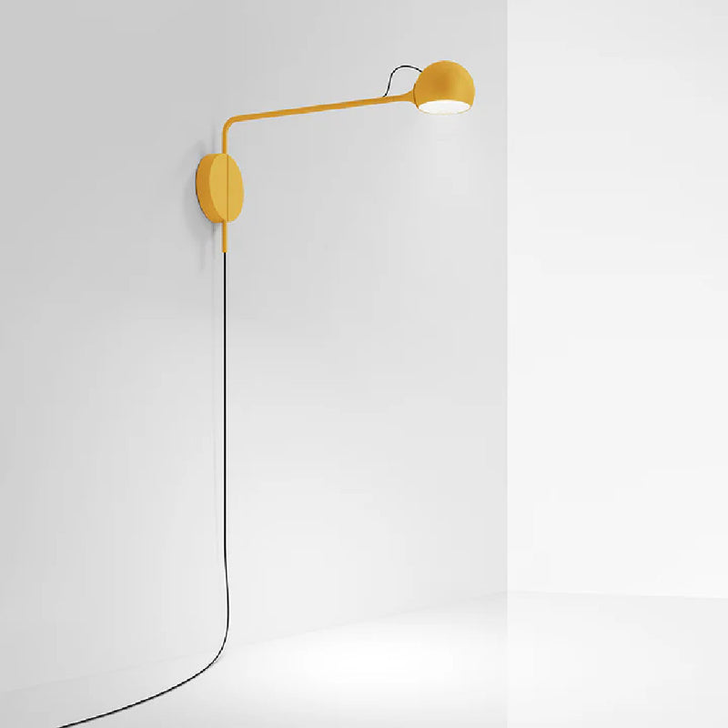 Ixa Wall Light