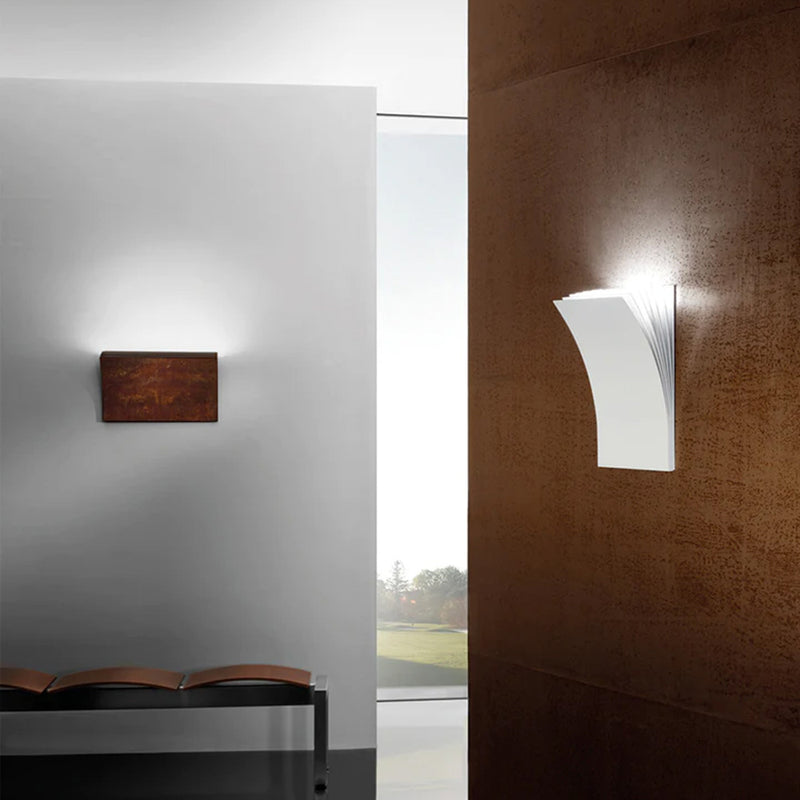 Polia Wall Light