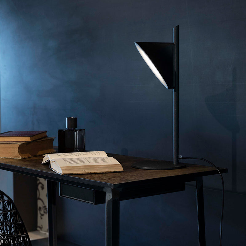 Orchid Table Lamp