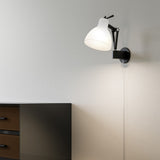 Luxy Wall Lamp