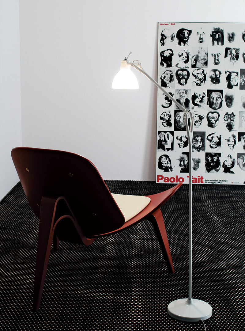Luxy Floor Lamp