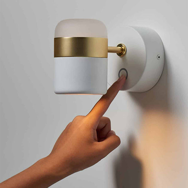 Ling Wall Light