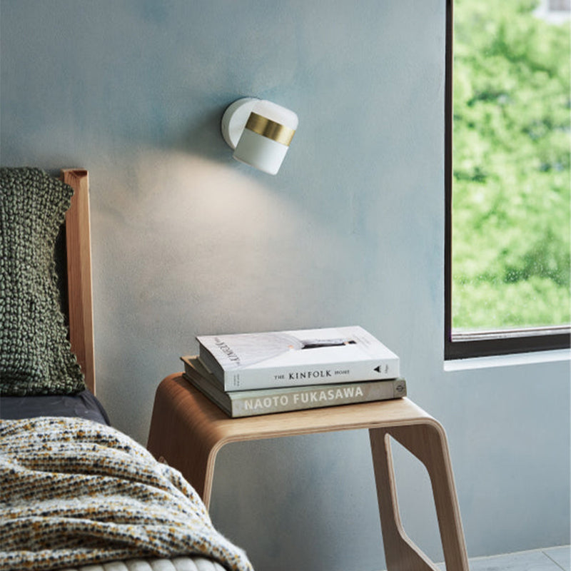 Ling Wall Light
