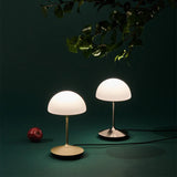 Pensee Table Lamp