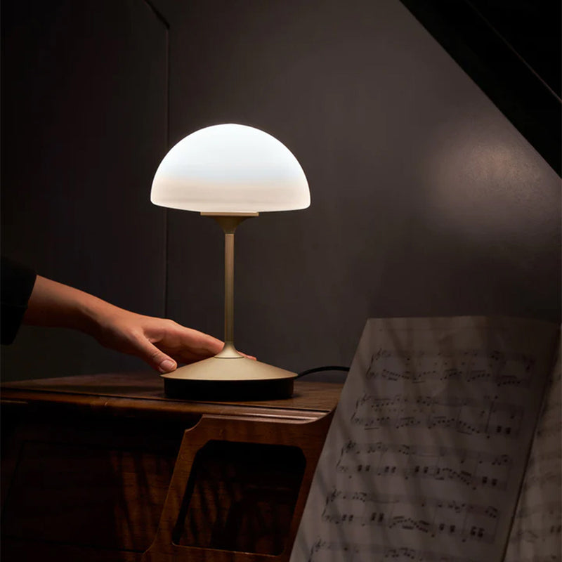 Pensee Table Lamp