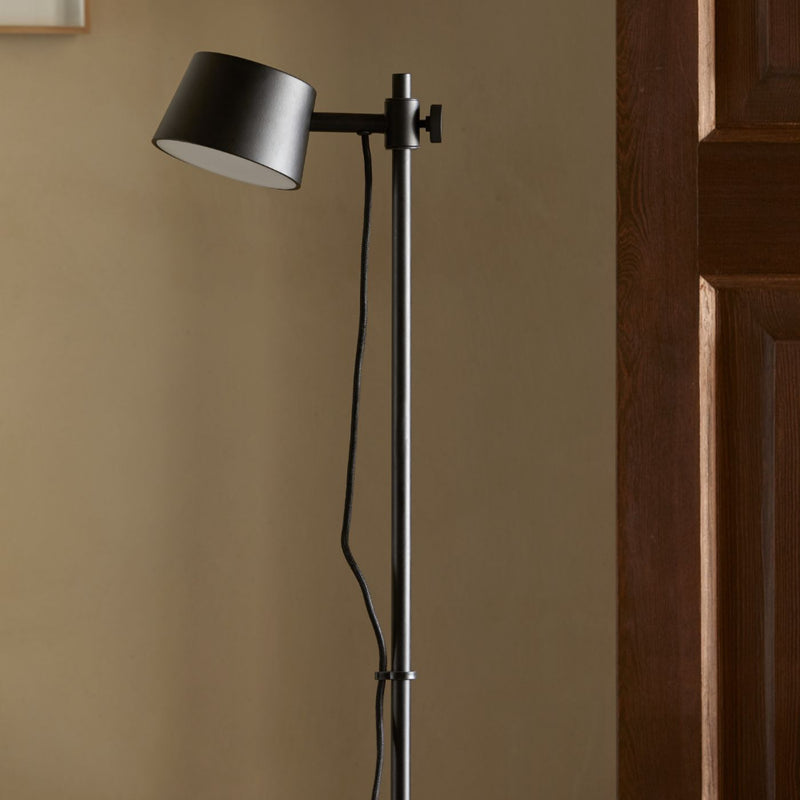 Nera Floor Lamp