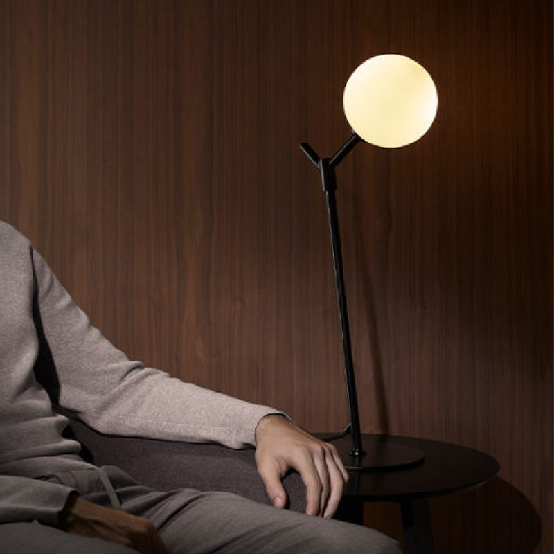 Atom Table Lamp