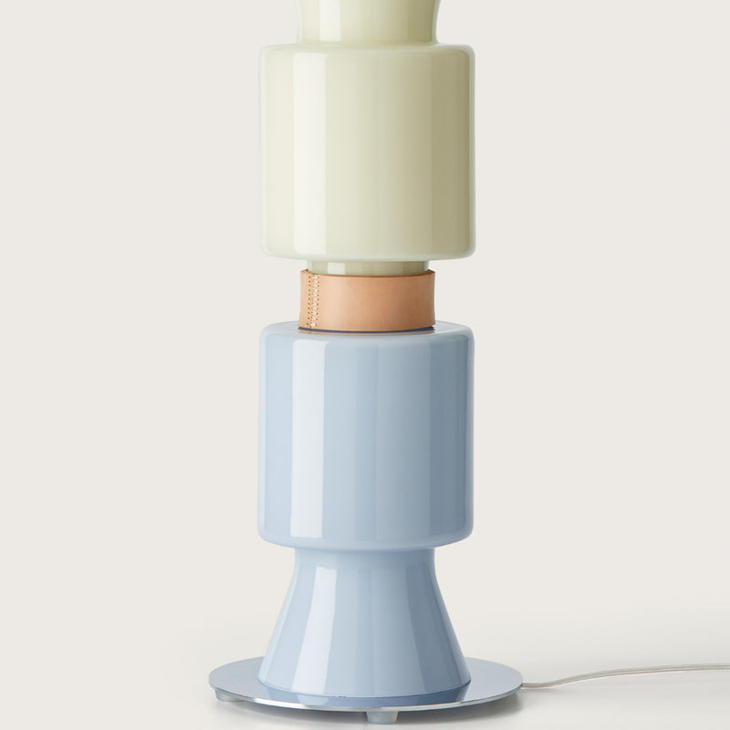 Ponn Ponn Table Lamp