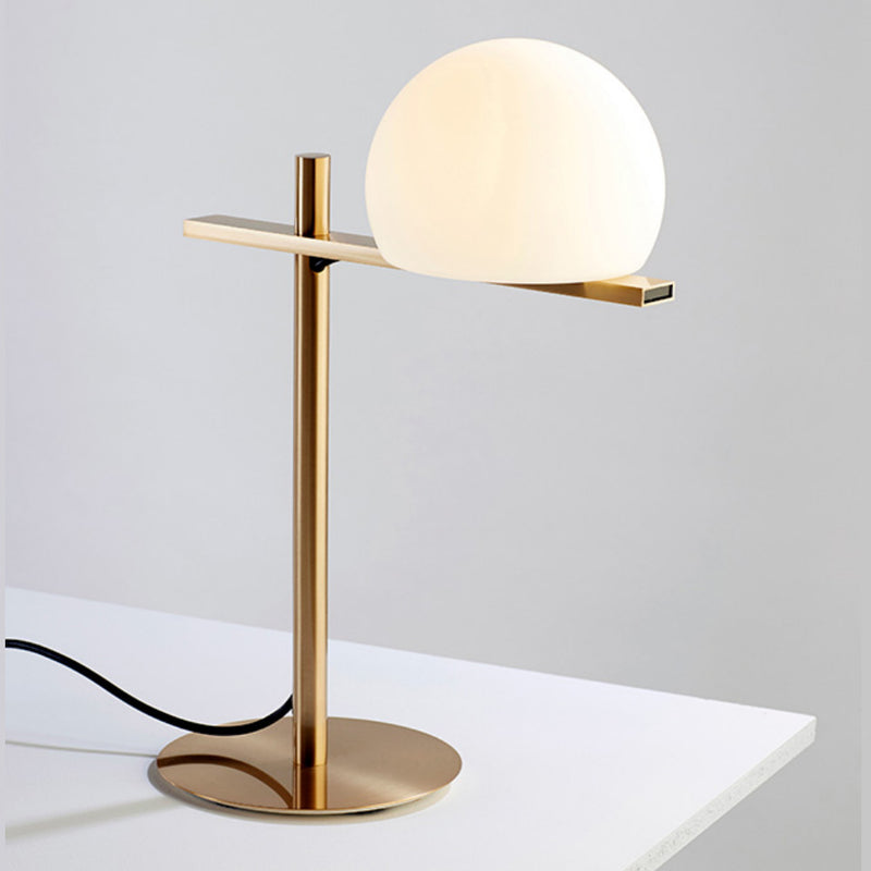 Circ M-3728 Table Lamp