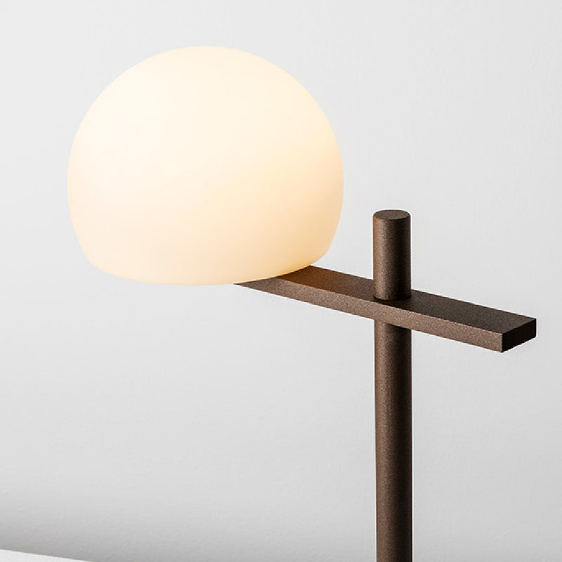 Circ M-3728 Table Lamp